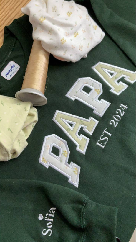 Mom, Dad, Grandma... tela de ropita de bebé - Bordado